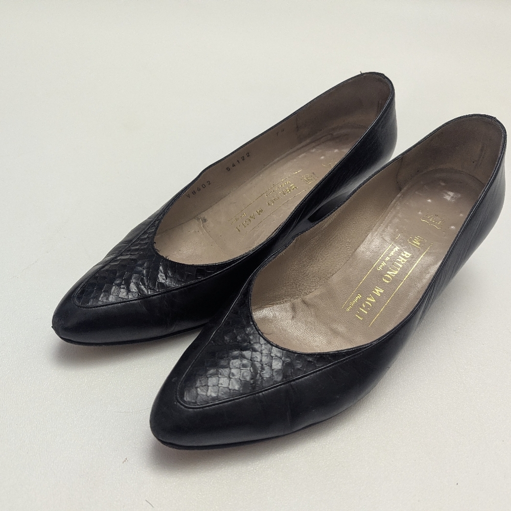 Bruno Magli Women's Black Leather Heels 7.5